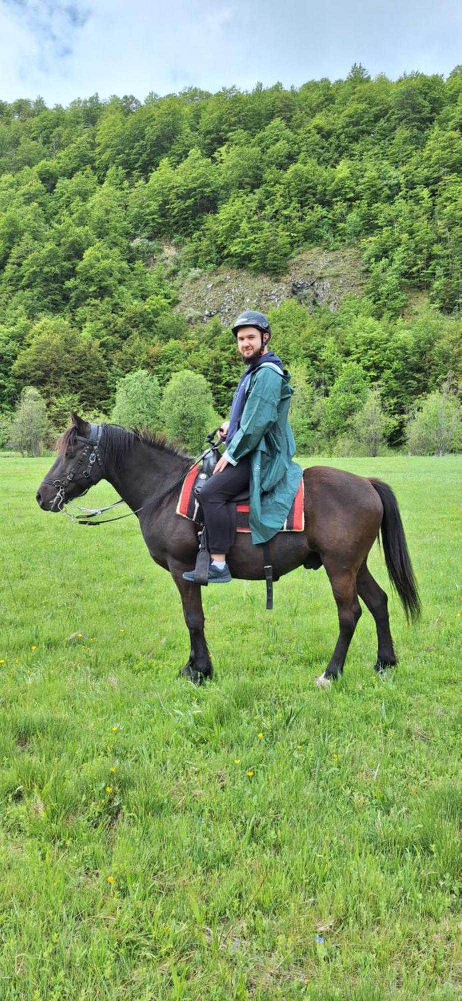 Katun Mokra & Horseback Riding Chalet *
